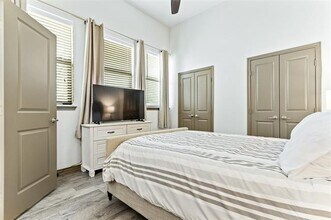 1207 Beaconsfield Lane in Arlington, TX - Building Photo - Building Photo