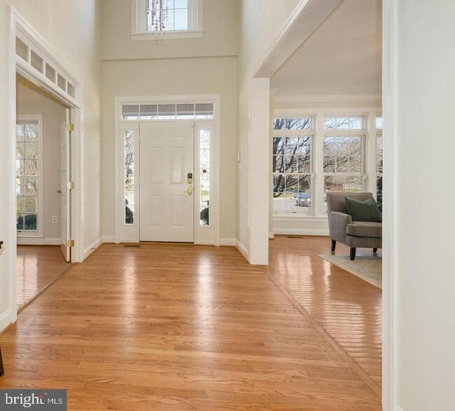 2393 Watters Glen Ct in Falls Church, VA - Building Photo - Building Photo