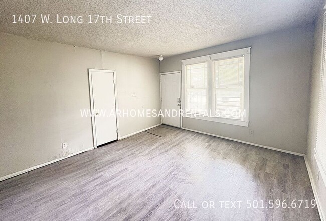 1407 W Long 17th St in North Little Rock, AR - Building Photo - Building Photo