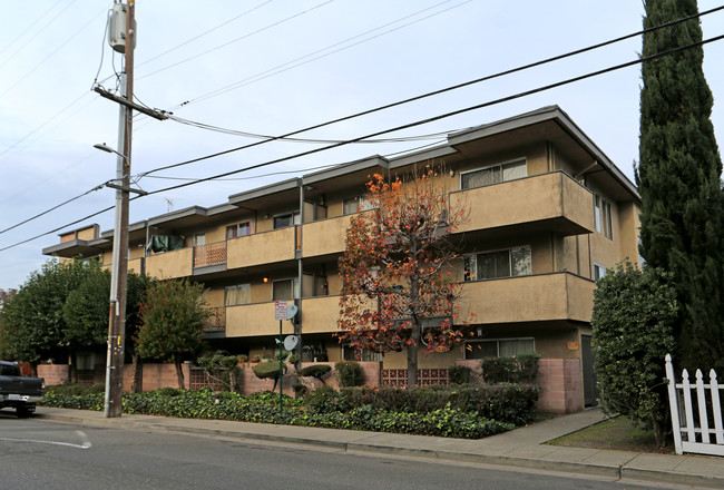 Casa Bret Harte Apartments in Hayward, CA - Foto de edificio - Building Photo