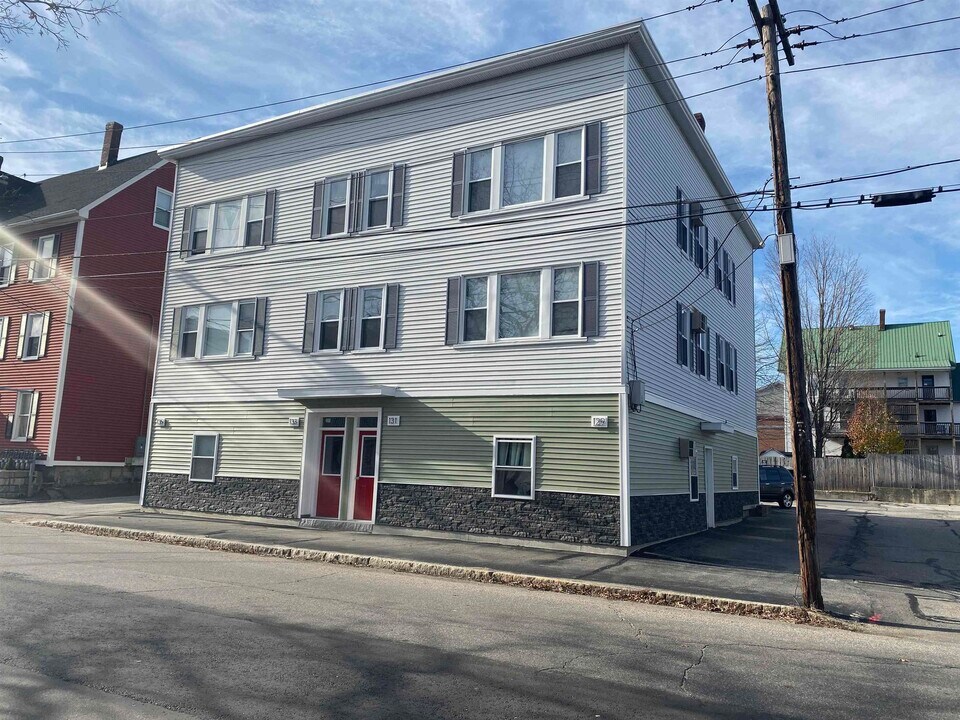 135 Second St in Manchester, NH - Building Photo