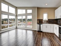 Origin Apartments in Seattle, WA - Building Photo - Building Photo