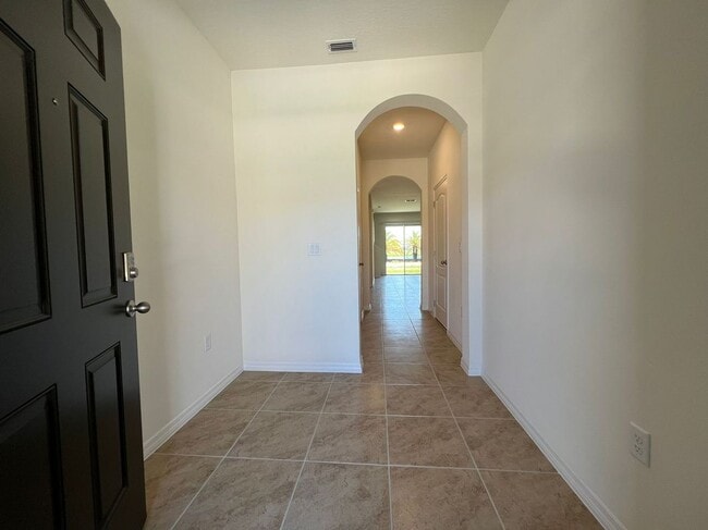 1065 Blue Jay Dr in Davenport, FL - Building Photo - Building Photo