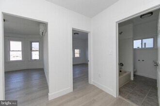 1112 Collings Ave in Oaklyn, NJ - Foto de edificio - Building Photo