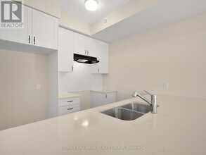 420 Mishi Private in Ottawa, ON - Building Photo - Building Photo