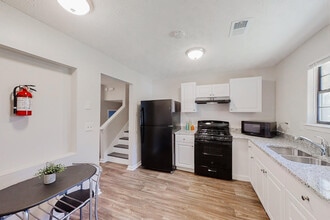 3580 Morning Creek Dr in Atlanta, GA - Building Photo - Building Photo