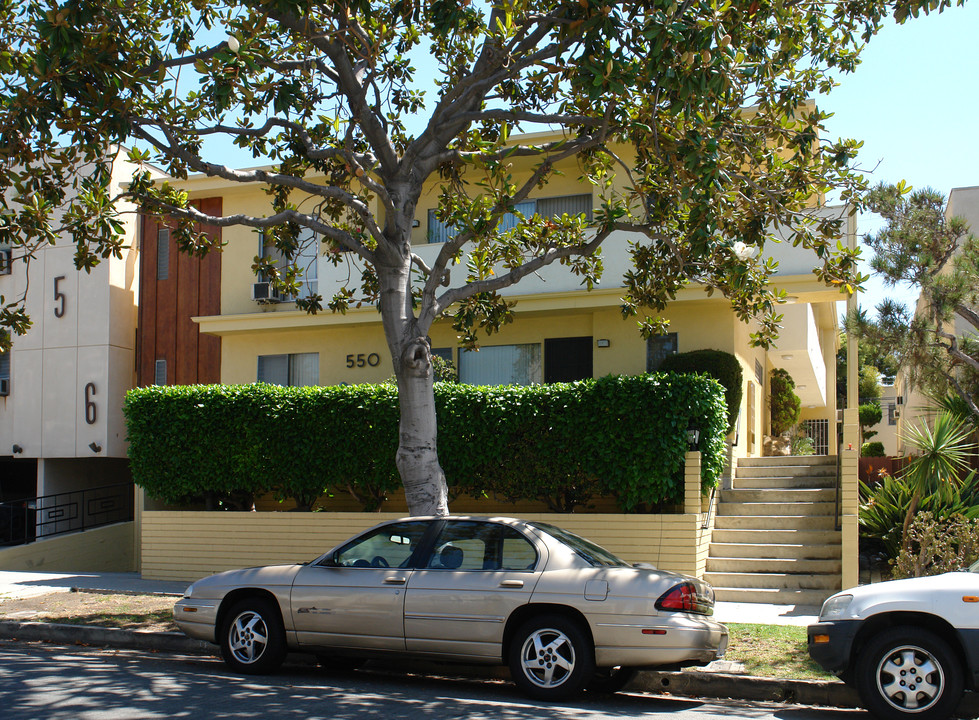 Jacklyn Apartments in West Hollywood, CA - Foto de edificio