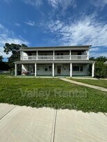 64 Lyman St in South Hadley, MA - Building Photo