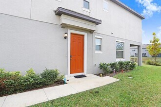 31886 Blue Passing Loop in Wesley Chapel, FL - Building Photo - Building Photo