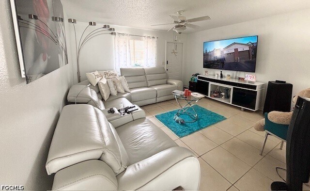 1342 SE 2nd Ave in Cape Coral, FL - Building Photo - Building Photo