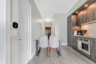 438 Wellington St W in Toronto, ON - Building Photo - Building Photo