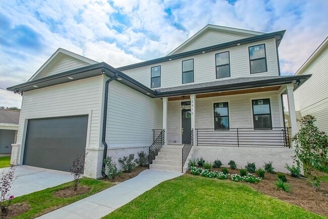 property at 2416 Prentiss Ave