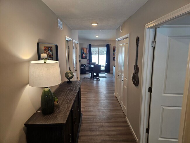 814 Pierson Rd in Trenton, OH - Building Photo - Building Photo