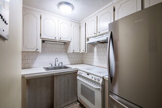 7 Cass St, Unit 6 in Boston, MA - Foto de edificio - Building Photo