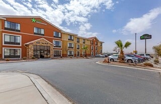 Furnished Studio-El Paso - West in El Paso, TX - Building Photo