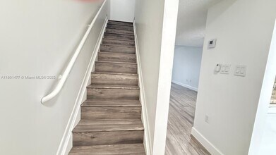 3836 NW 90th Ave in Sunrise, FL - Building Photo - Building Photo
