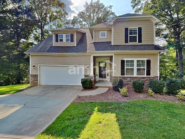 property at 3041 Greenmont Cir