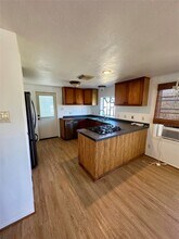 124 7th St in San Leon, TX - Building Photo - Building Photo