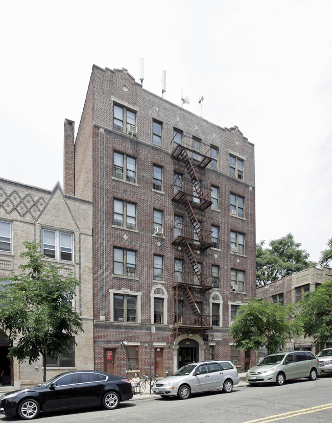 2431 Crotona Ave in Bronx, NY - Building Photo - Building Photo