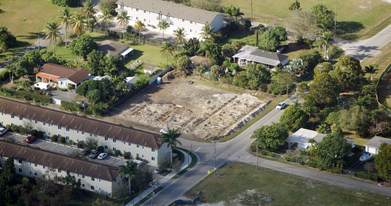 24940 SW 134th Ave in Homestead, FL - Building Photo