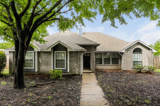 property at 2221 Collier Ct