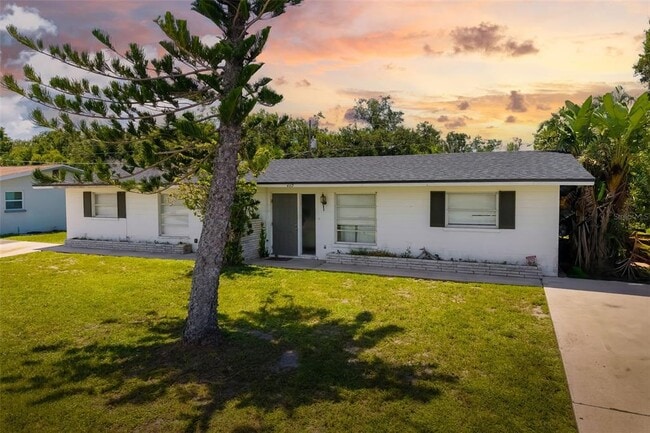 property at 462 Briarwood Rd