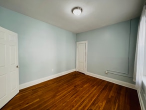 1564 Commonwealth Ave in Boston, MA - Building Photo - Building Photo