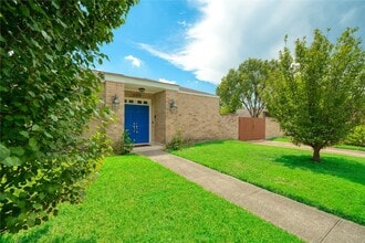 10919 Villa Lea Ln in Houston, TX - Building Photo - Building Photo