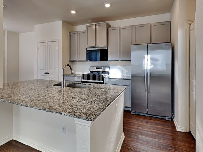 175 Pebble Creek Run in New Braunfels, TX - Building Photo - Building Photo