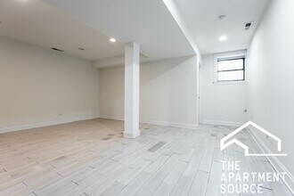 3707 N Wilton Ave, Unit G in Chicago, IL - Building Photo - Building Photo