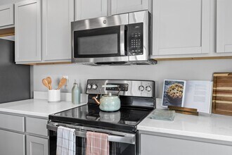 921 Aiden St in Iowa City, IA - Building Photo - Building Photo