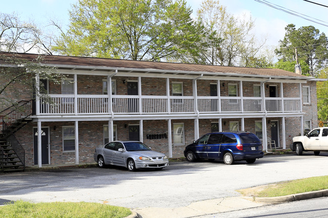 316 S College St in Statesboro, GA - Building Photo - Building Photo