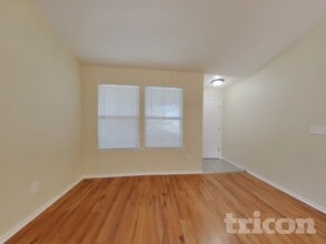 715 Lotz Way in Suisun City, CA - Building Photo - Building Photo