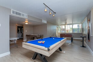 Villas del Paraiso in Tucson, AZ - Building Photo