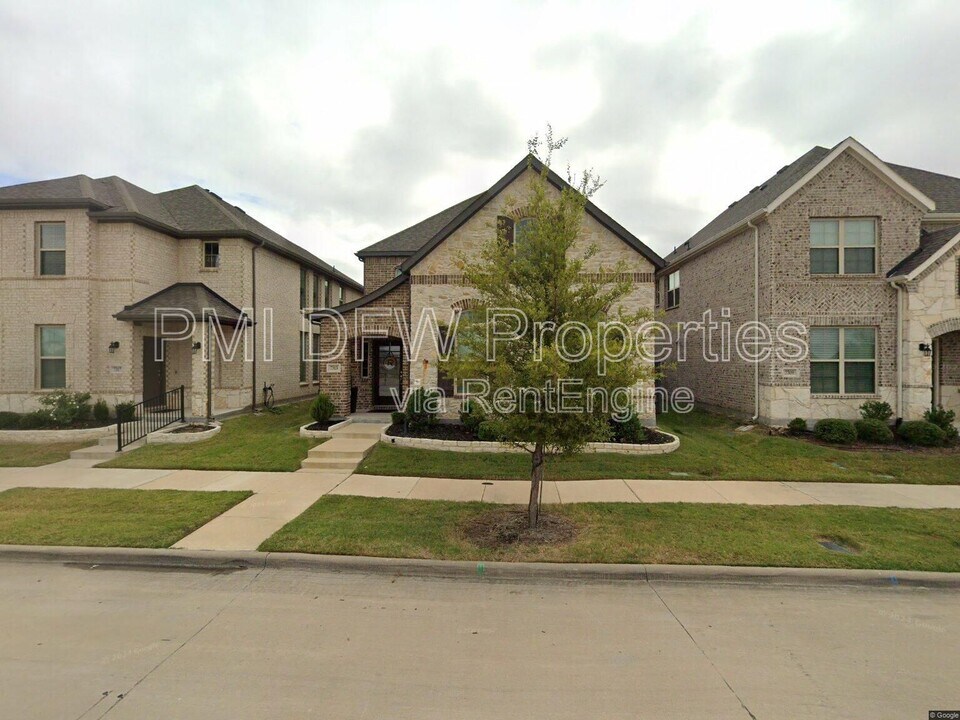 7313 Willow Thorne Dr in Krugerville, TX - Foto de edificio