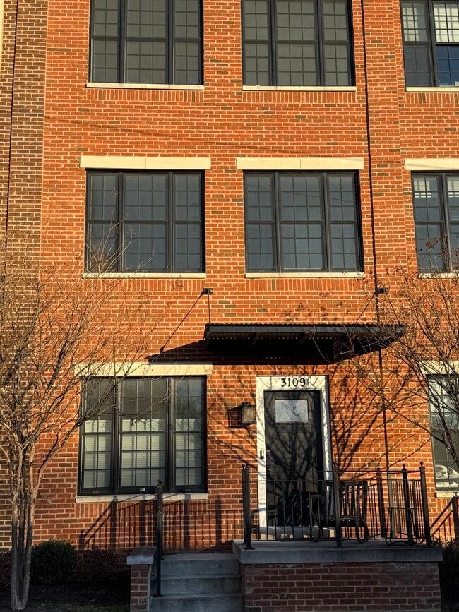3109 Elm Ave in Baltimore, MD - Building Photo - Building Photo