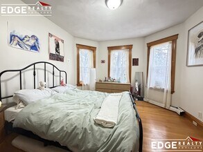 13 Berkshire St, Unit 2 in Cambridge, MA - Building Photo - Building Photo
