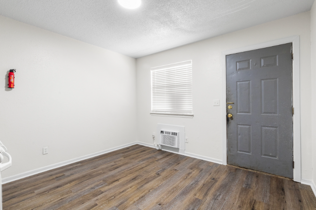 property at 901 N Gaskill St