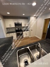 12400 Montecito Rd in Seal Beach, CA - Building Photo - Building Photo