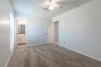 13808 Hollowgreen Dr photo'