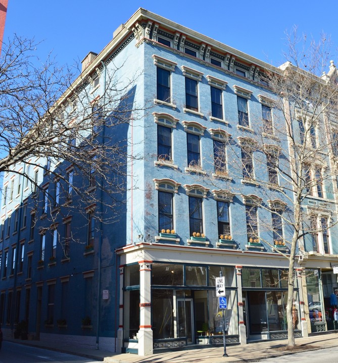 1431 Main St in Cincinnati, OH - Building Photo