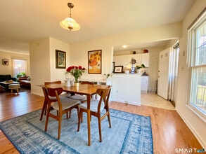 908 State St in New Haven, CT - Building Photo - Building Photo
