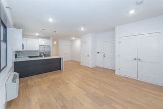 7505 Park Ave in North Bergen, NJ - Building Photo - Building Photo
