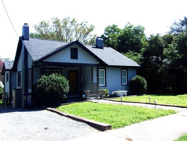 325 Pendleton St in Rock Hill, SC - Building Photo - Building Photo