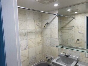 1906 Nelson St in Vancouver, BC - Building Photo - Building Photo