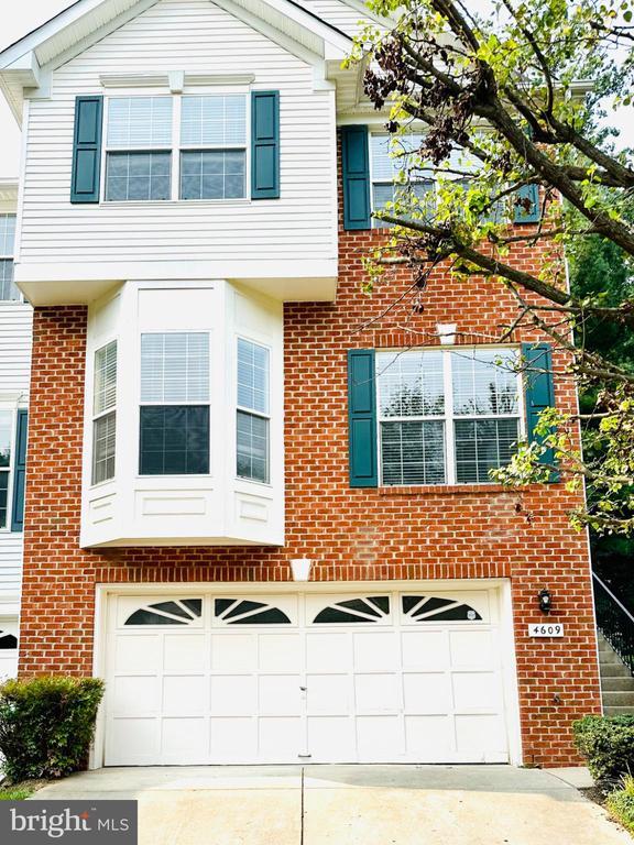 property at 4609 Buckhorn Ridge