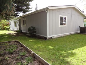 6501 203rd St Ct E in Spanaway, WA - Building Photo - Building Photo