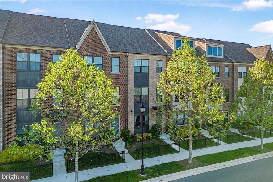 6408 47th Ave in Riverdale Park, MD - Building Photo