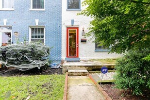 337 14th St NE in Washington, DC - Building Photo