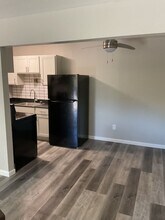 Richlawn Apartments in Painesville, OH - Building Photo - Interior Photo